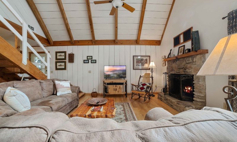 Cabin-in-blue-ridge-elk-cabin