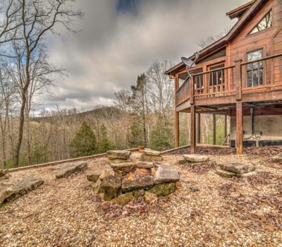 blue-ridge-ga RestingBearRetreat34 (Medium)